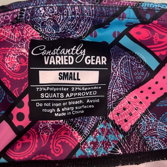 CVG purple paisley capri - Picture 2 of 4